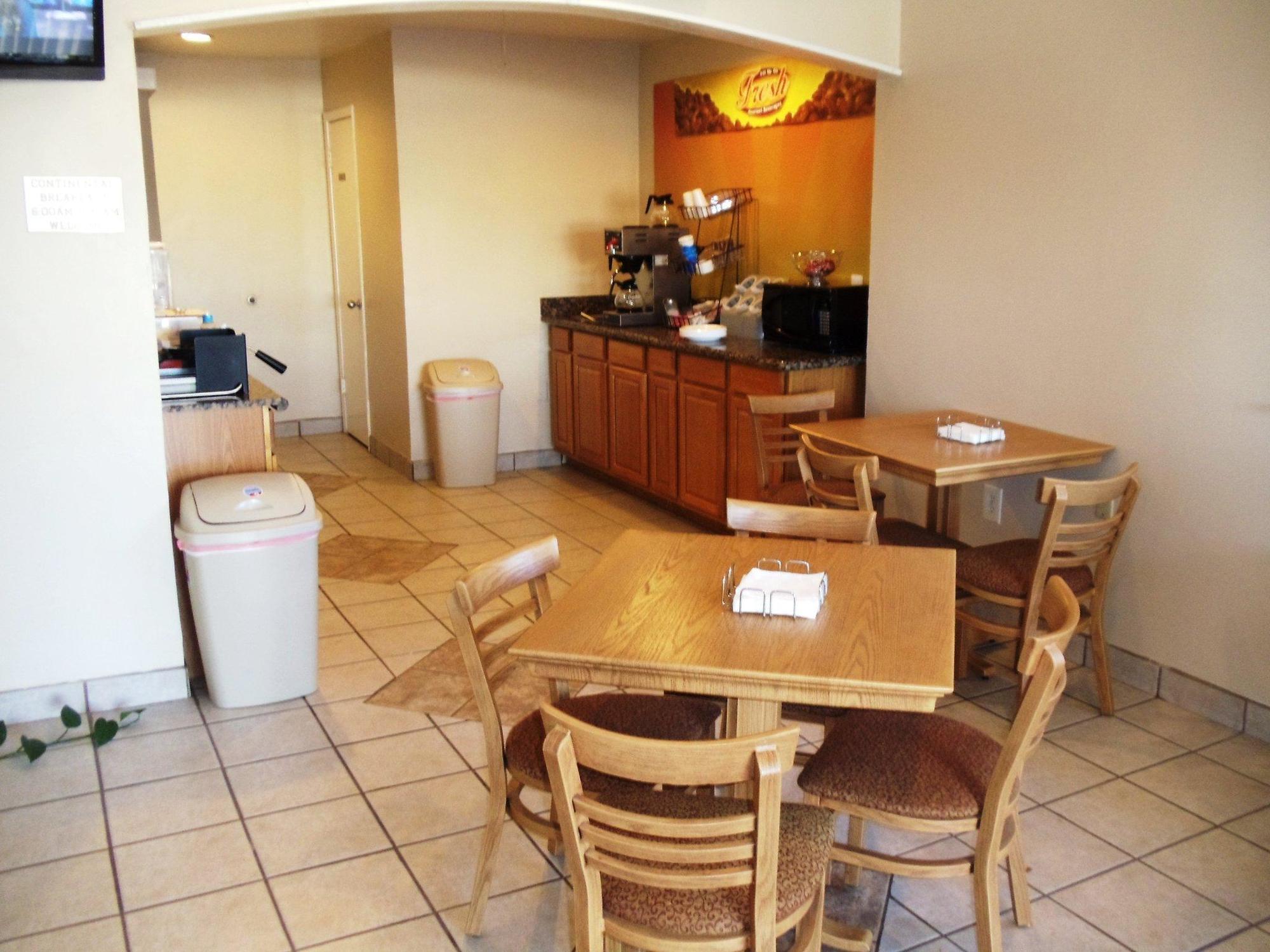 Red Roof Inn Buffalo, Tx Εξωτερικό φωτογραφία