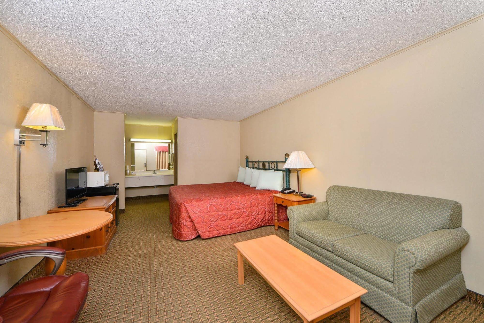 Red Roof Inn Buffalo, Tx Εξωτερικό φωτογραφία