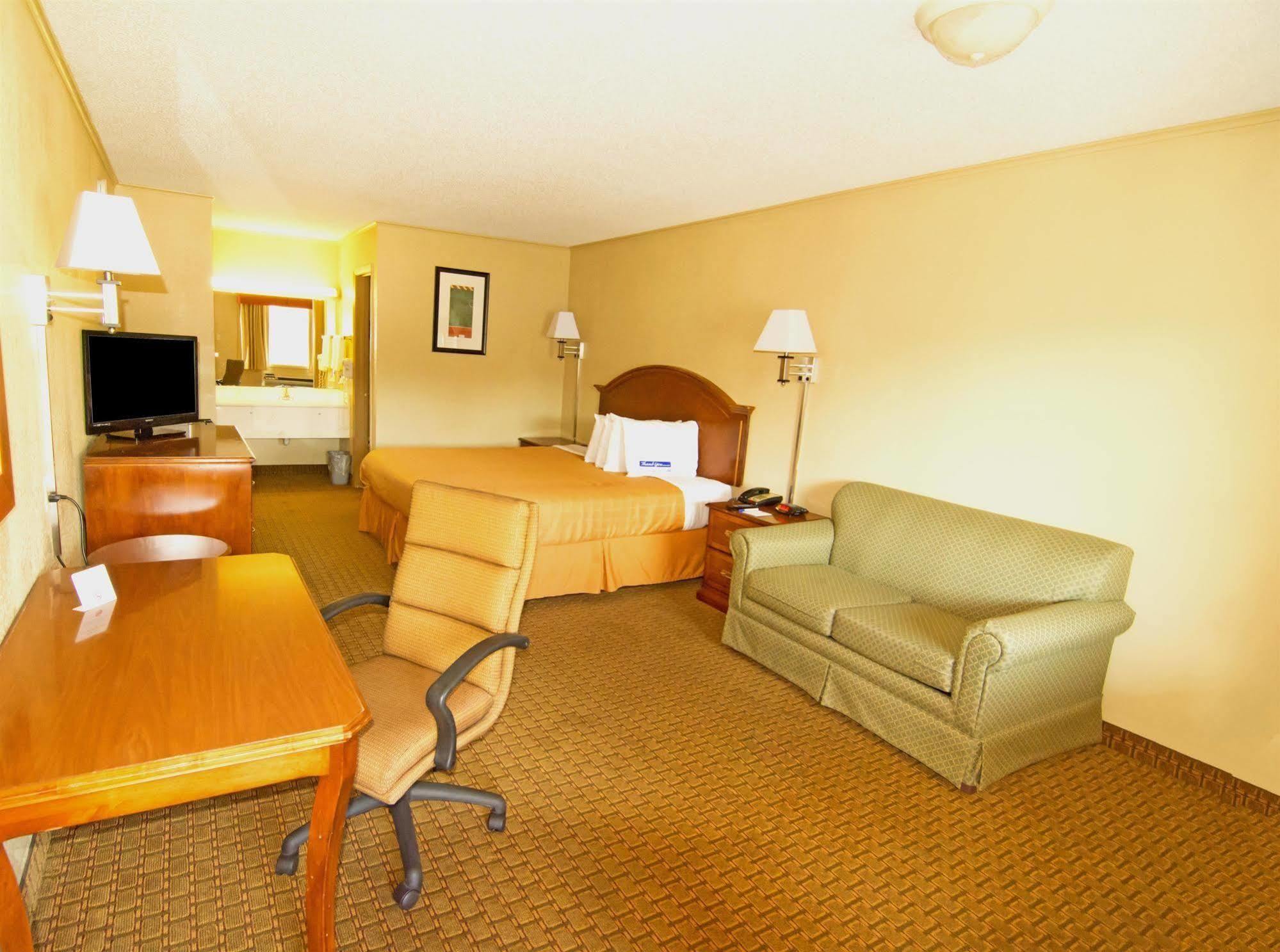 Red Roof Inn Buffalo, Tx Εξωτερικό φωτογραφία
